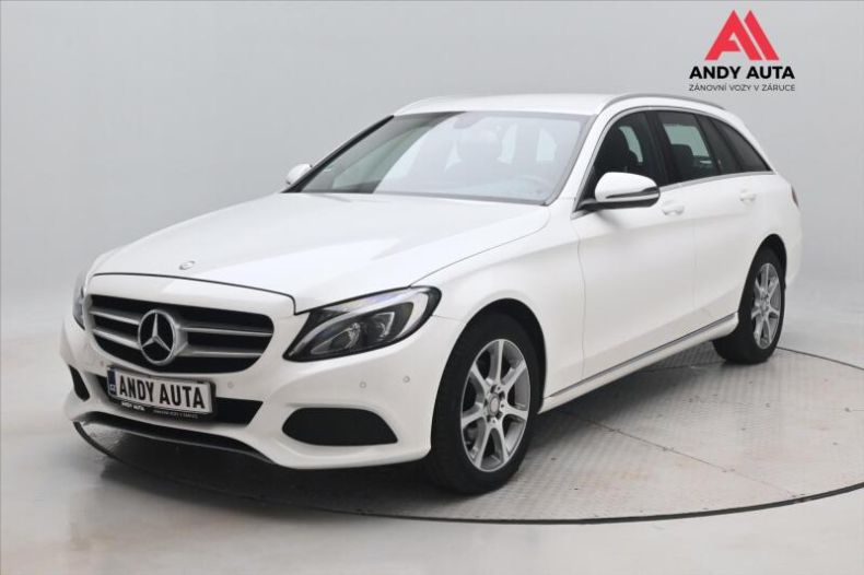 Mercedes Třída C - hlavní foto