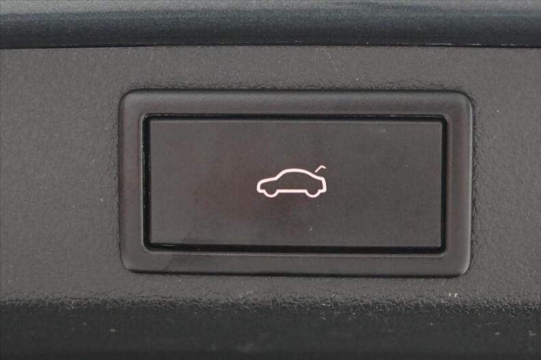 Škoda Octavia - hlavní fotka