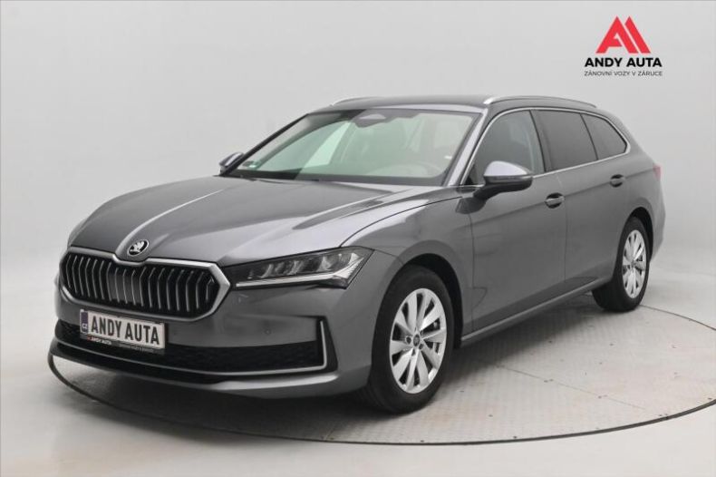 Škoda Superb - hlavní foto