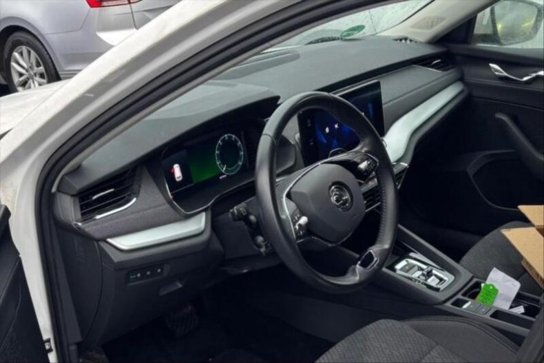 Škoda Octavia - hlavní fotka