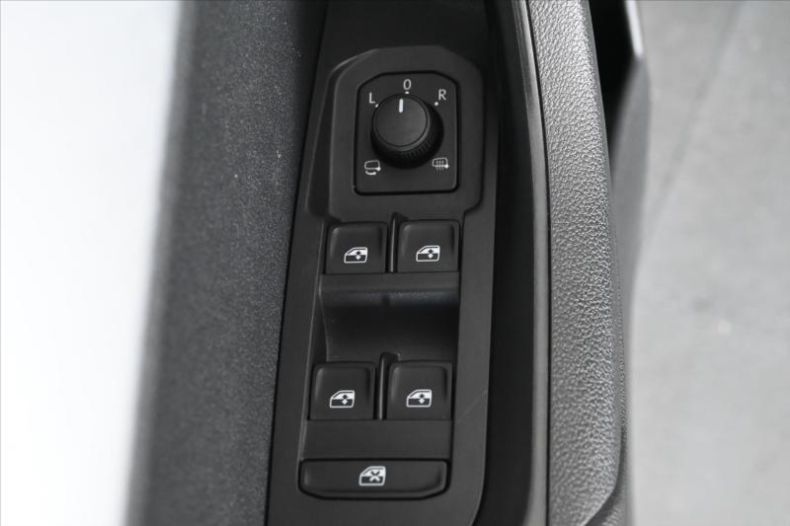 Škoda Karoq - hlavní fotka