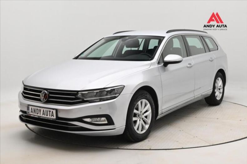 Volkswagen Passat - hlavní foto