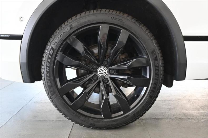 Volkswagen Tiguan - hlavní fotka