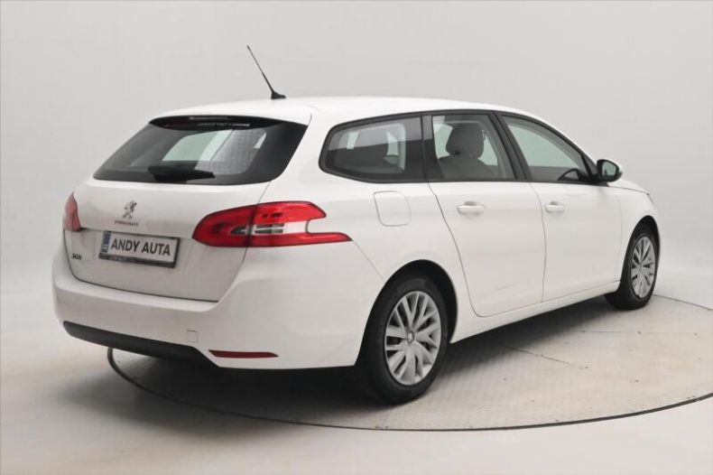 Peugeot 308 - hlavní fotka
