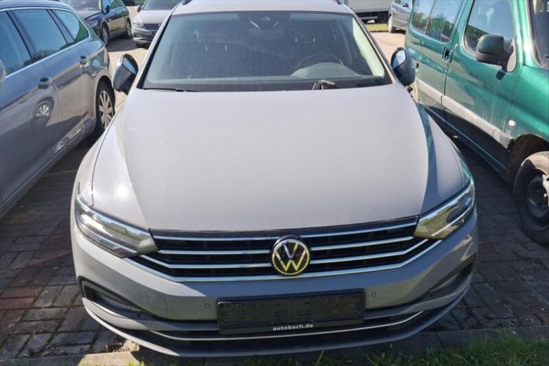 Volkswagen Passat - hlavní fotka inzerátu