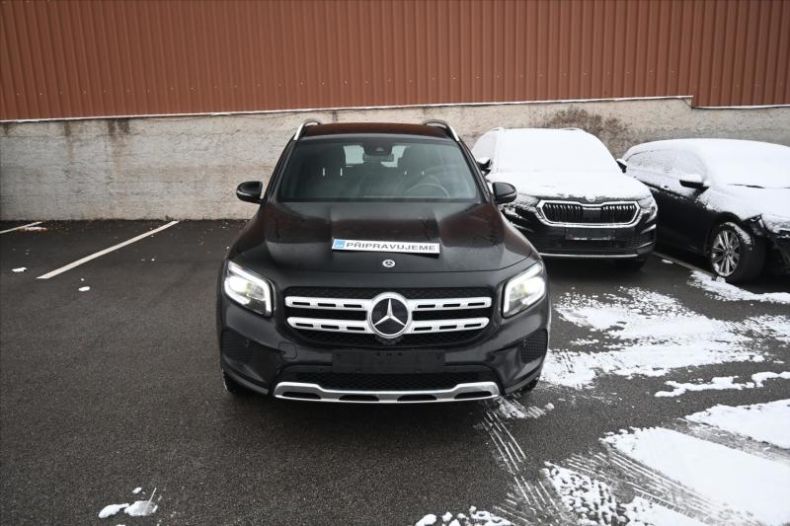 Mercedes GLB - hlavní foto