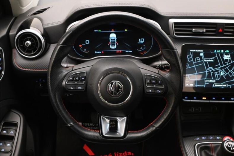 MG ZS - hlavní fotka