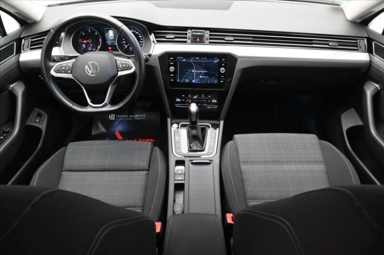 Volkswagen Passat - hlavní fotka