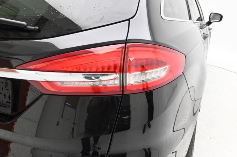 Ford Mondeo - hlavní fotka