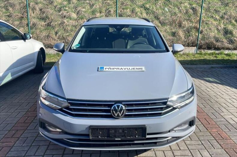 Volkswagen Passat - hlavní fotka inzerátu