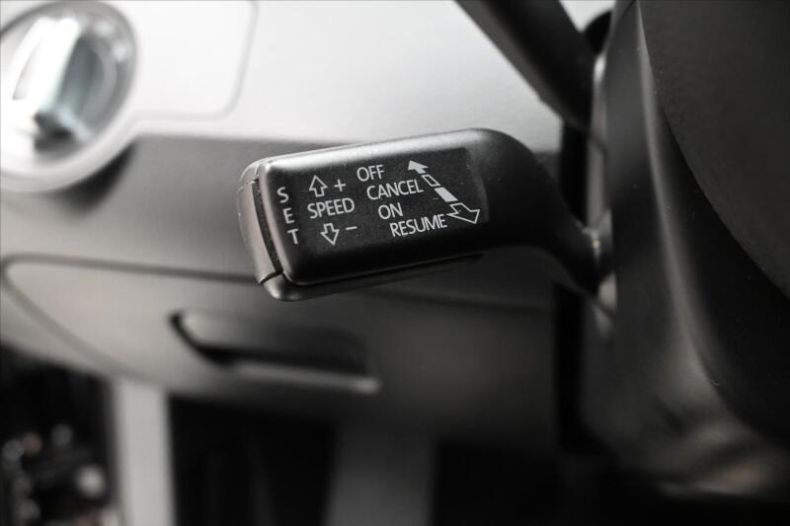 Volkswagen Passat - hlavní fotka