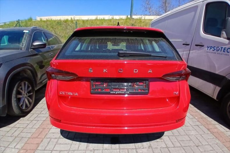 Škoda Octavia - hlavní fotka