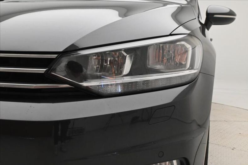 Volkswagen Touran - hlavní fotka
