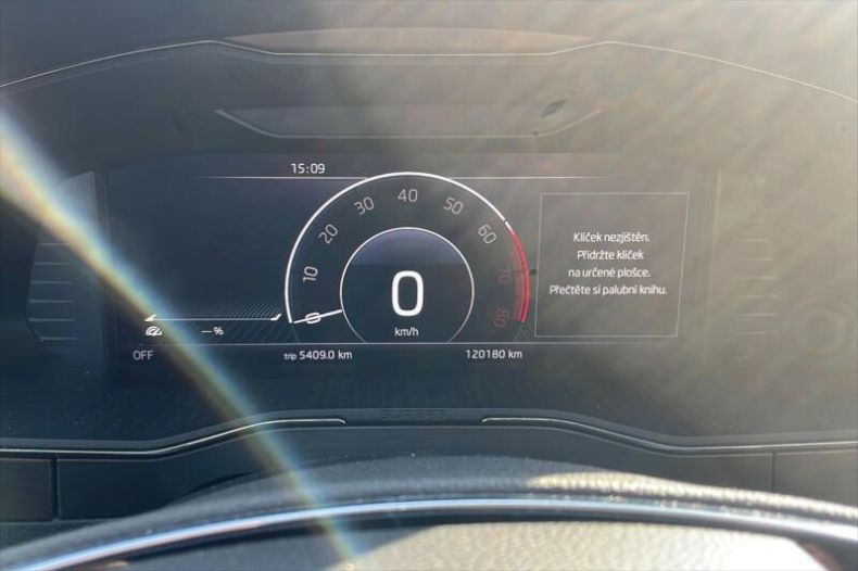 Škoda Superb - hlavní fotka