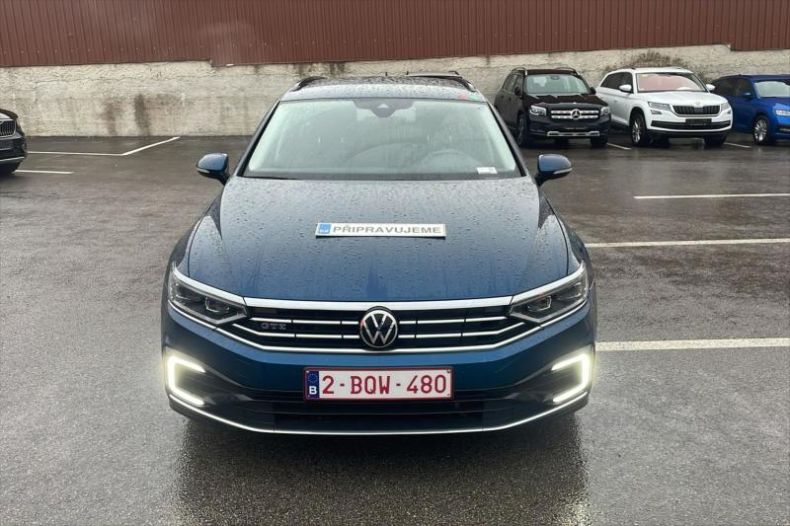 Volkswagen Passat - hlavní foto