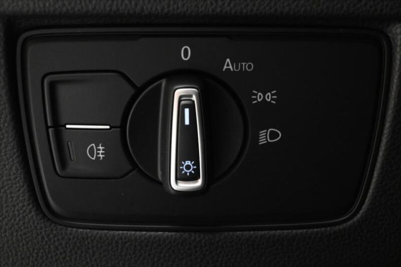 Volkswagen Passat - hlavní fotka