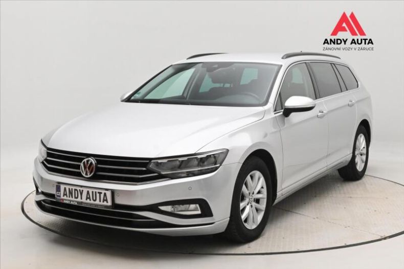 Volkswagen Passat - hlavní foto