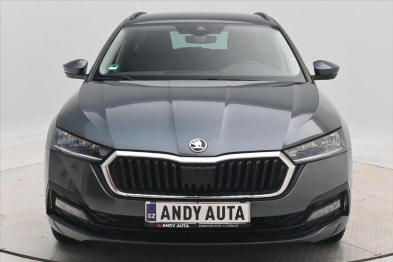 Škoda Octavia - hlavní fotka