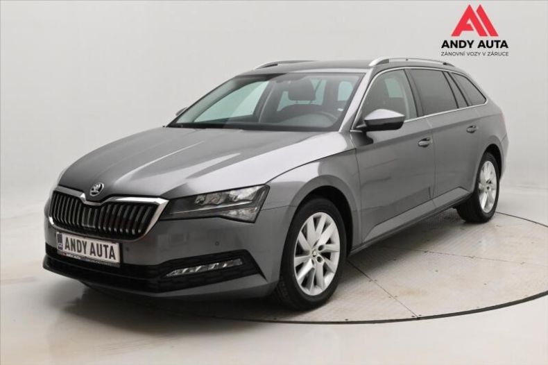 Škoda Superb - hlavní foto