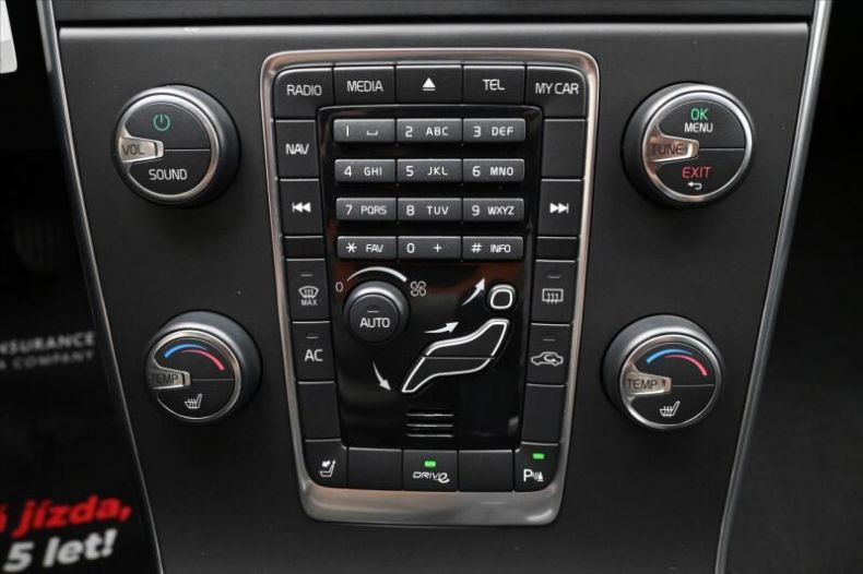 Volvo V60 - hlavní fotka