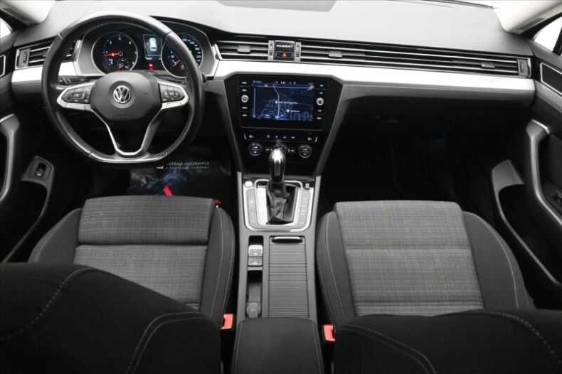 Volkswagen Passat - hlavní fotka