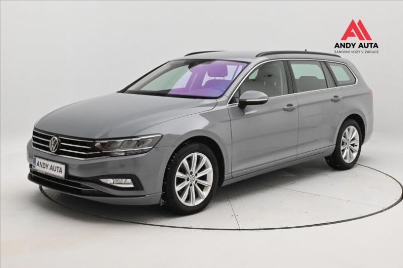 Volkswagen Passat - hlavní foto