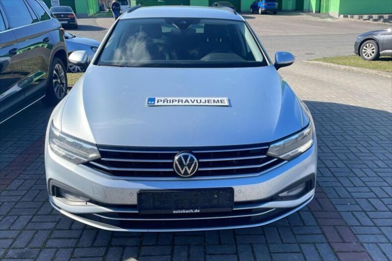 Volkswagen Passat - hlavní fotka inzerátu