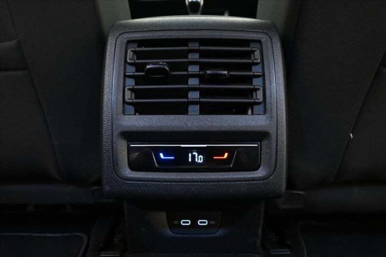 Volkswagen Golf - hlavní fotka