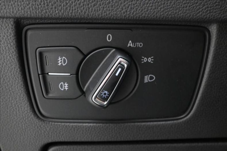 Volkswagen Passat - hlavní fotka