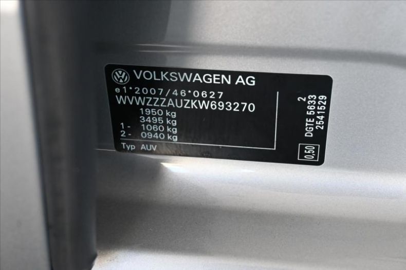 Volkswagen Golf - hlavní fotka