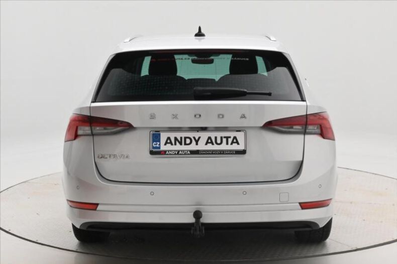 Škoda Octavia - hlavní fotka