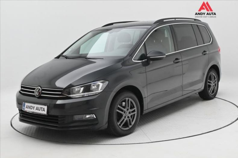 Volkswagen Touran - hlavní foto