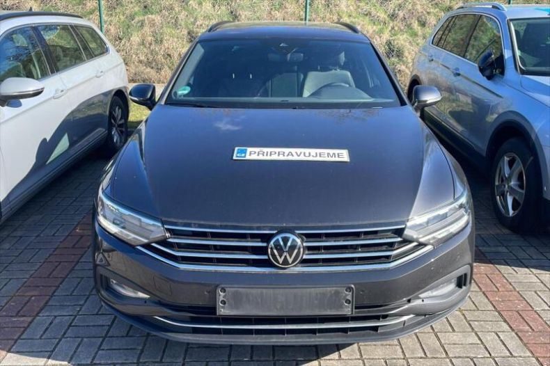 Volkswagen Passat - hlavní fotka inzerátu