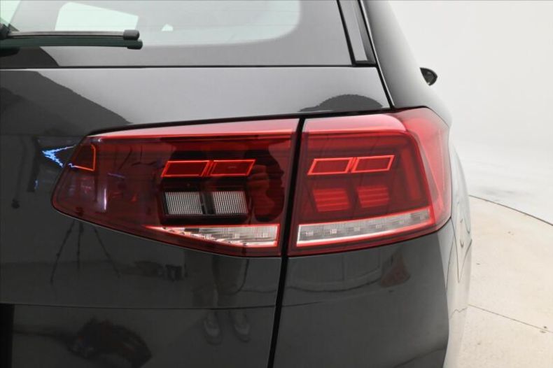 Volkswagen Passat - hlavní fotka