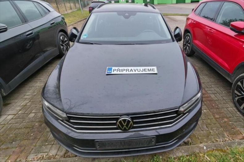 Volkswagen Passat - hlavní foto