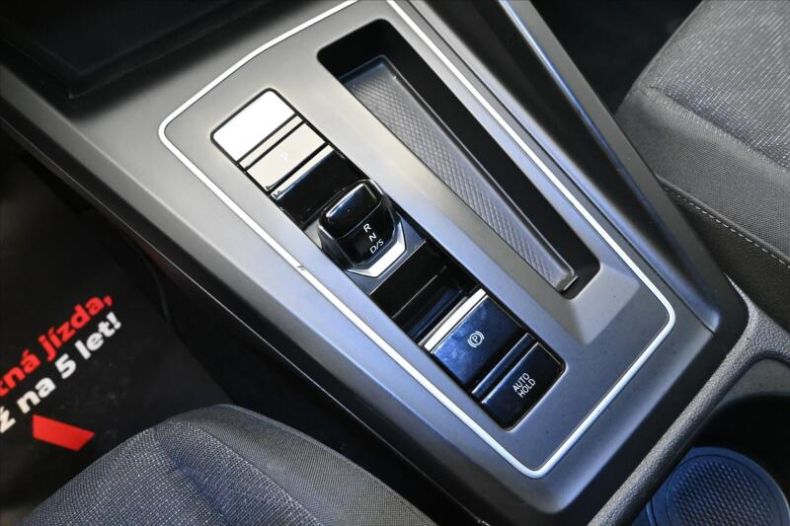 Volkswagen Golf - hlavní fotka