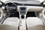Volkswagen Passat - fotka číslo 14