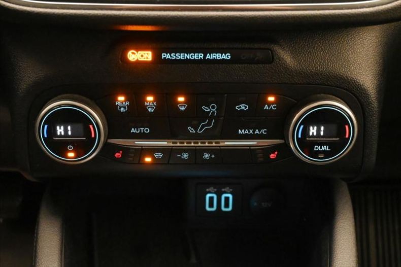 Ford Kuga - hlavní fotka