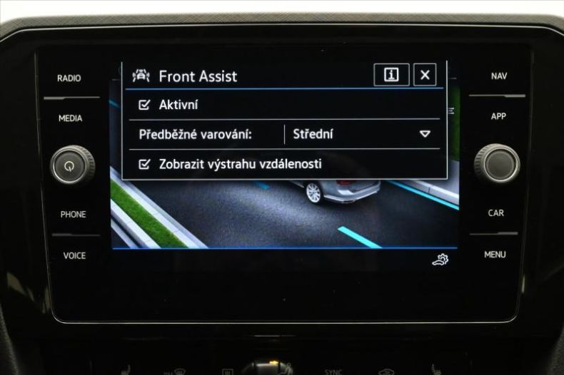 Volkswagen Passat - hlavní fotka