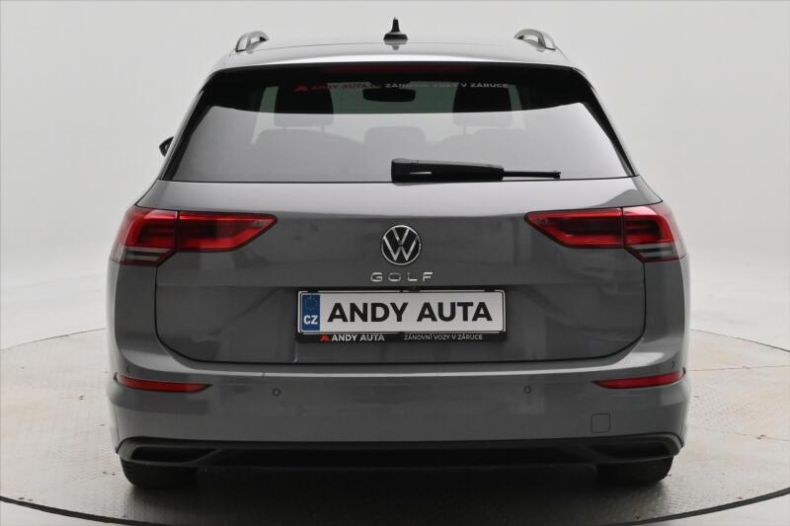 Volkswagen Golf - hlavní fotka