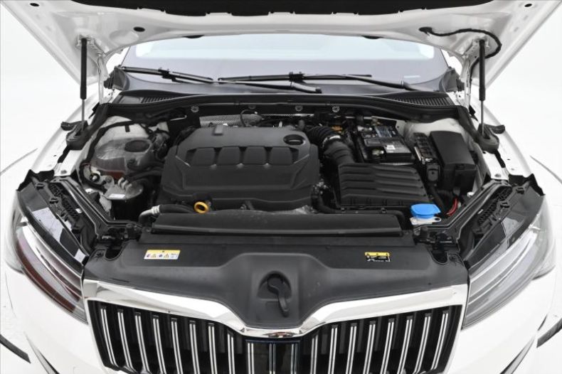 Škoda Superb - hlavní foto