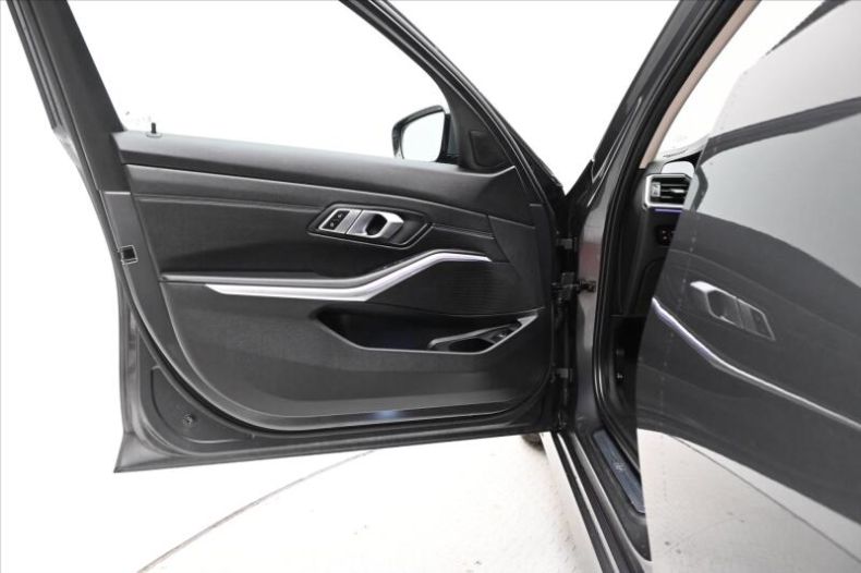 BMW Řada 3 - hlavní fotka