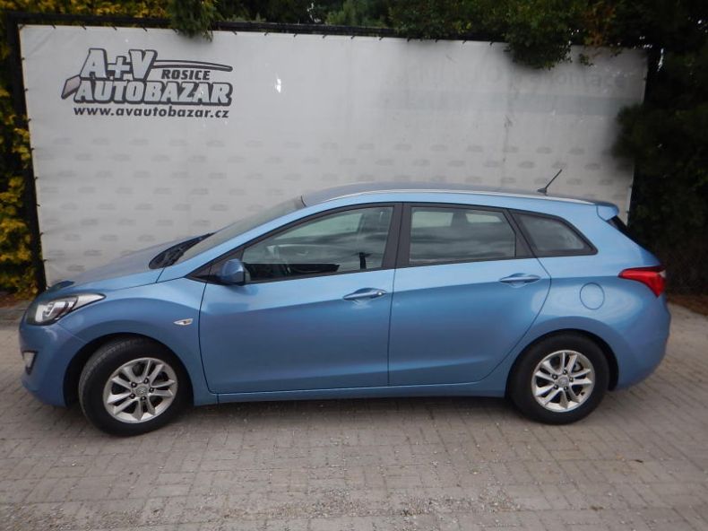 Hyundai i30 - hlavní foto