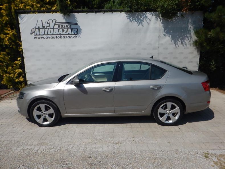 Škoda Octavia - hlavní foto