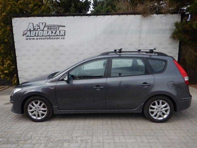 Hyundai i30 - hlavní foto