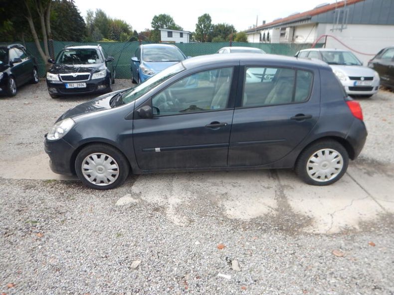 Renault Clio - hlavní fotka inzerátu