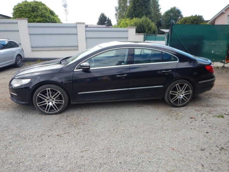 Volkswagen Passat - hlavní fotka inzerátu
