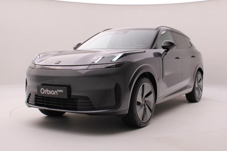 Lynk & Co 08 - hlavní fotka