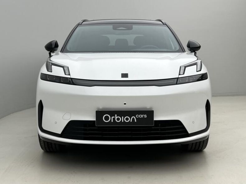 Lynk & Co 08 - hlavní fotka