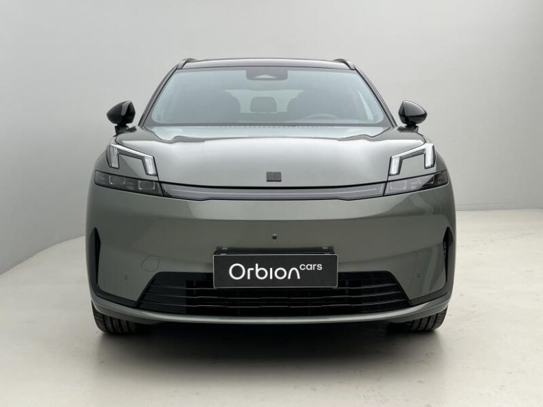 Lynk & Co 08 - hlavní fotka